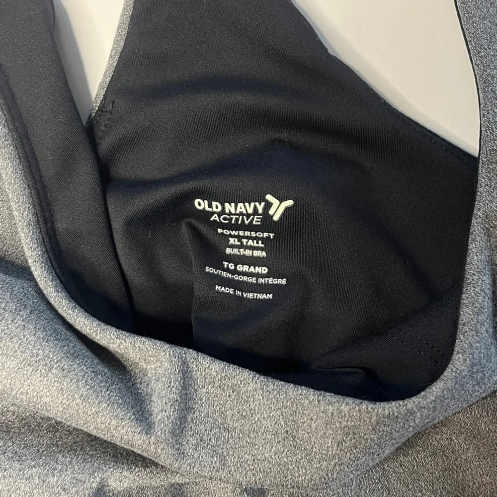 Old Navy Charcoal grey athletic Tank Top - Picture 3 of 4